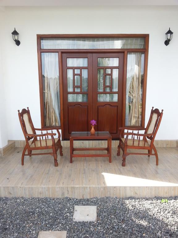 Villa River View Aluthgama Bagian luar foto