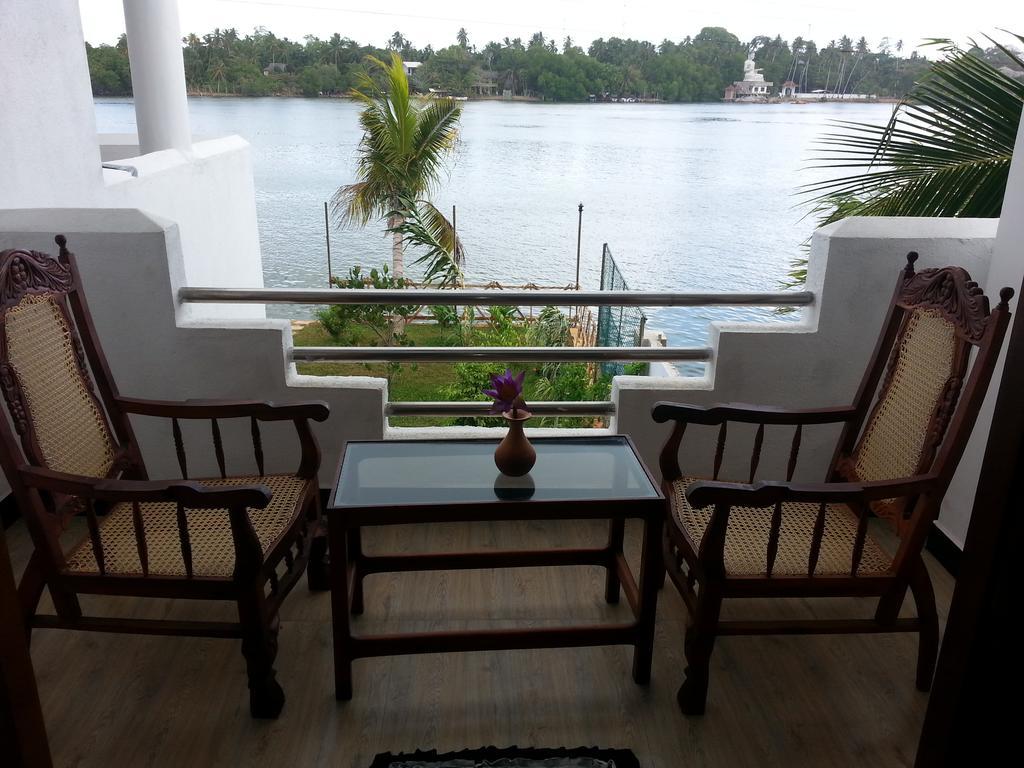 Villa River View Aluthgama Bagian luar foto
