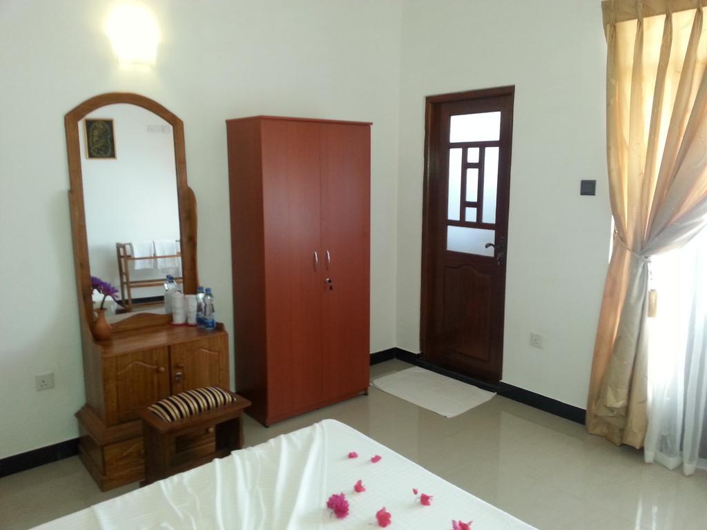 Villa River View Aluthgama Bagian luar foto