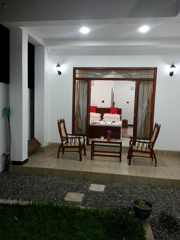 Villa River View Aluthgama Bagian luar foto